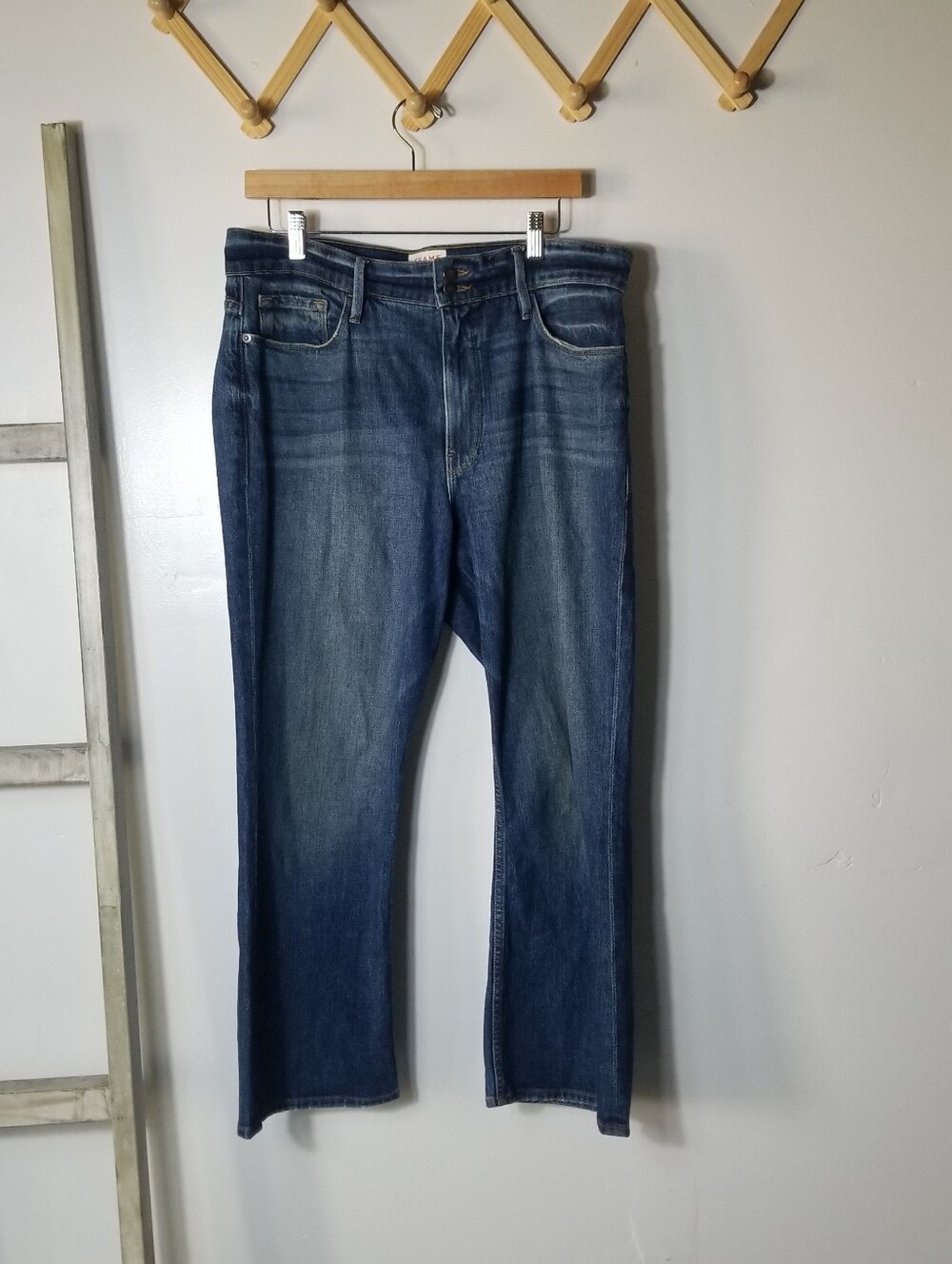 FRAME WOMEN'S HERITAGE LE SYLVIE KICK BOOT JEANS SIZE 32